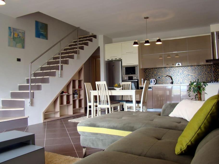 טיראנה Exclusive Apartment מראה חיצוני תמונה
